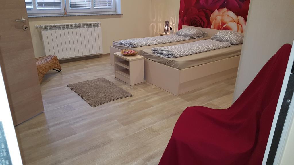 Rosa Bed And Breakfast Podgorje  Luaran gambar